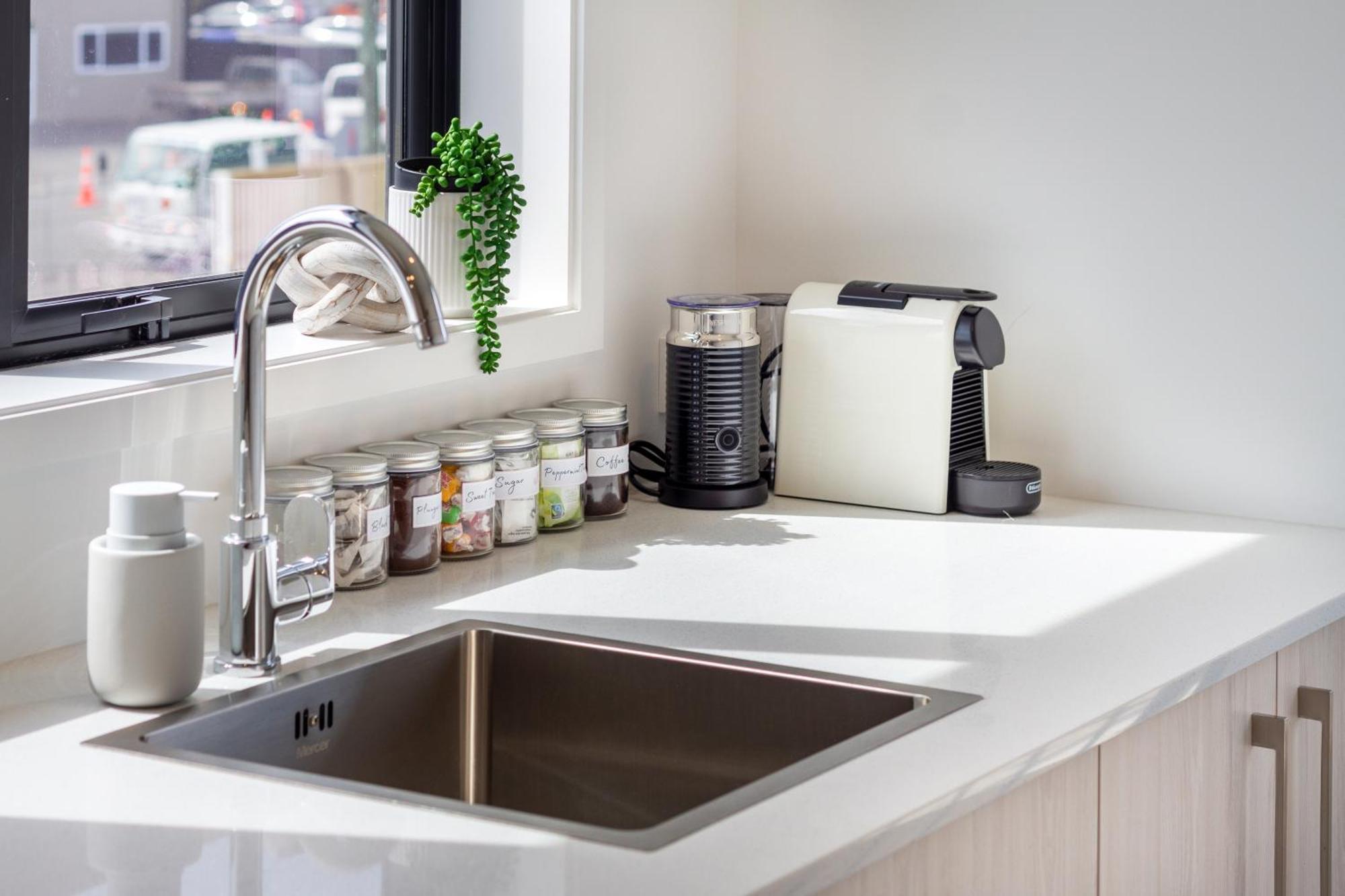 Upper Studio Perfection: 8 Wilmer St. Gem Christchurch Eksteriør bilde